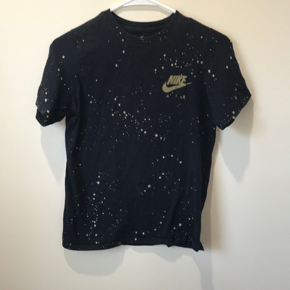 Boys Nike tee